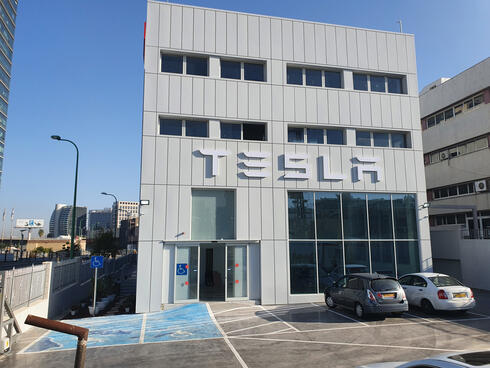 Tesla service center in Petah Tikva. 