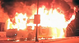 אוטובוס של חברת אפיקים שנשרף בני ברק קורונה 24.1.21