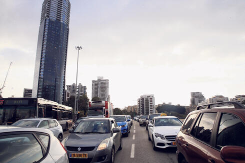 פקק תנועה בתל אביב, צילום: אוראל כהן