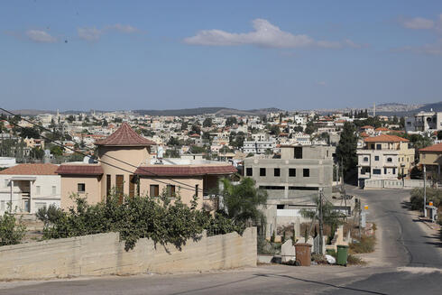 כפר קרע. המקום ממנו הגיעה עמותת אלחיראק אל שבאבי , צילום: אלעד גרשגורן