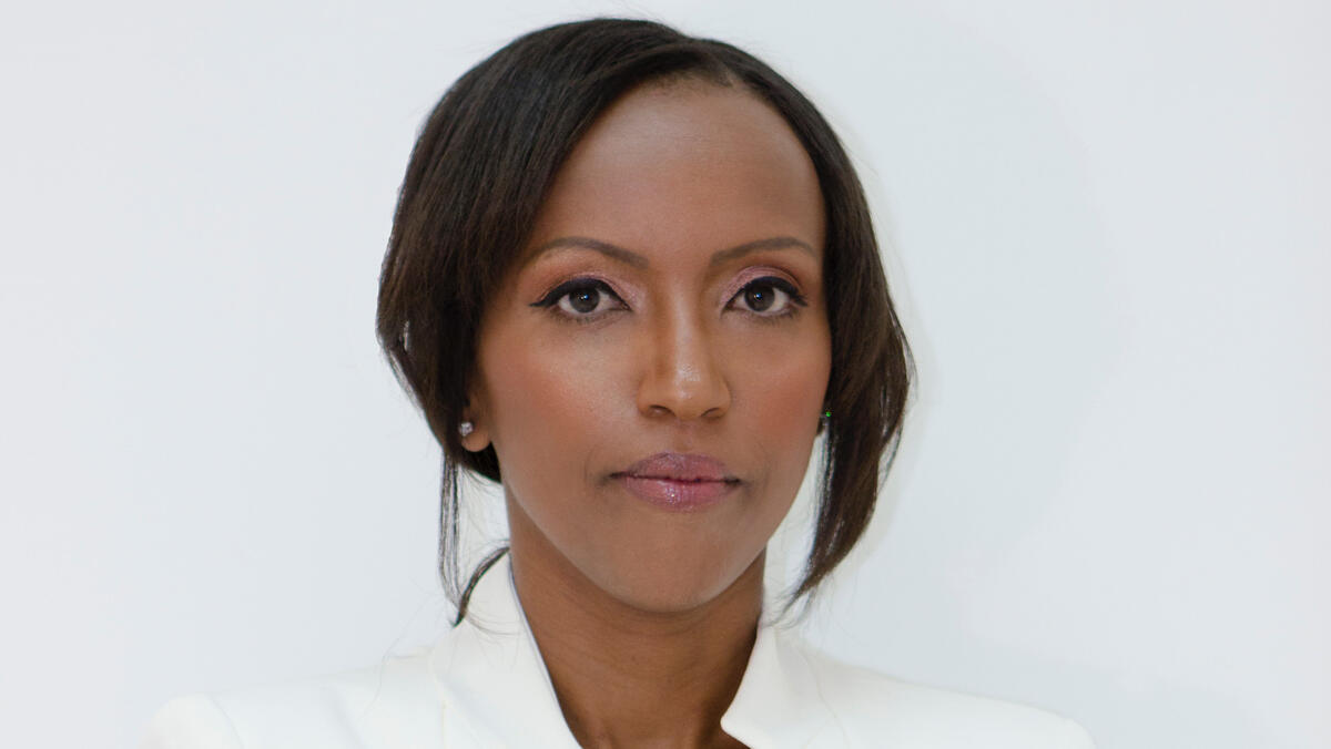 עו"ד מזי טזזו עורכת דין מקרקעין נדל"ן