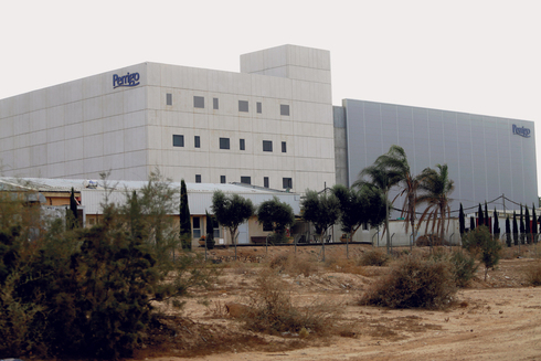 מפעל פריגו ישראל בירוחם מבחוץ, צילום: עמית שעל