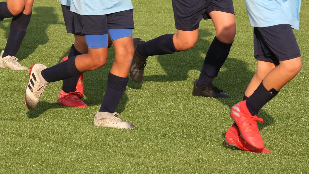 אימון ילדים בקבוצת כדורגל מכבי פתח תקווה