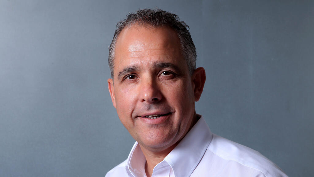 דורי נאוי מ בעלי קבוצת אחים נאוי בע"מ