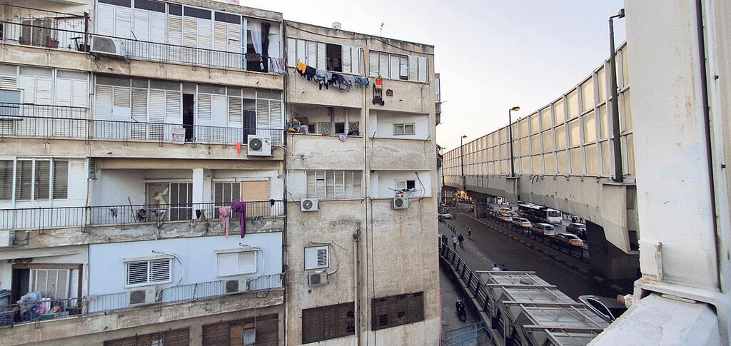בתי מגורים בקרבת התחנה המרכזית בתל אביב