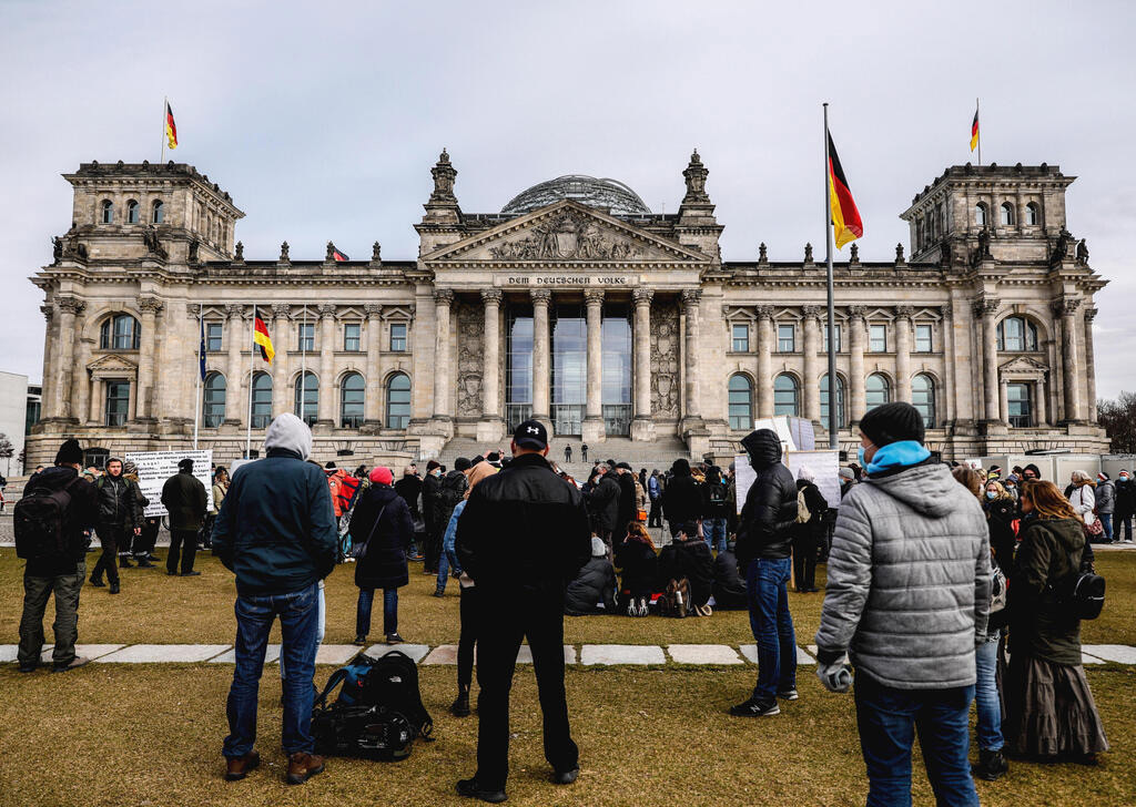 הפגנות אירופה נגד הגבלות קורונה ברלין