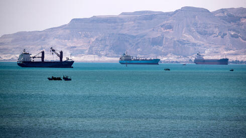 פקק של אוניות במפרץ סואץ. יותר גרוע מאיילון דרום ב-16:30 , צילום: גטי אימג