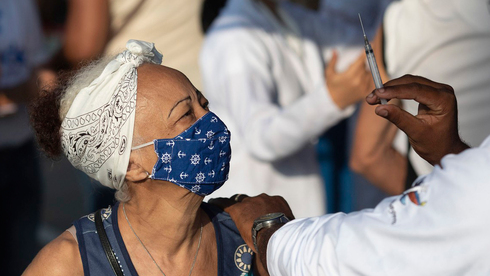 חיסון נגד קורונה בברזיל, צילום: איי פי