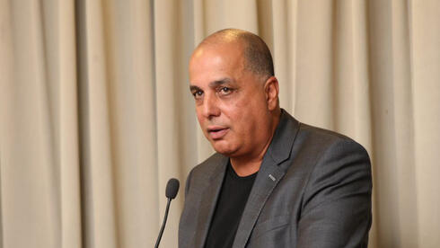 מנורה רוכשת מניות בקבוצת עמוס לוזון ב-110 מיליון שקל - והופכת לבעלת עניין 