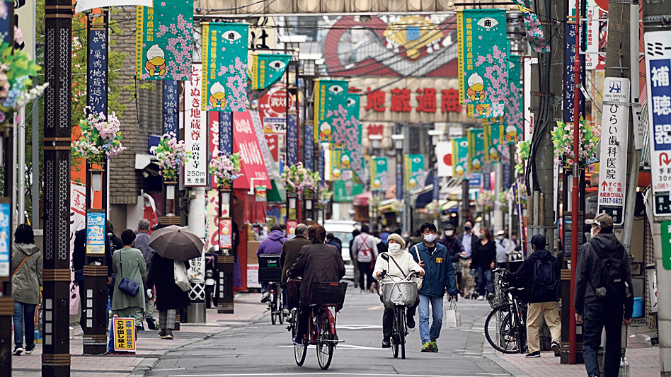 לראשונה זה יותר משנתיים: יפן נפתחת לתיירים, אבל רק בקבוצות מאורגנות ותחת מגבלות