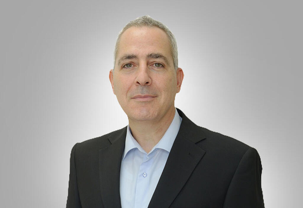 צבי שוב אפריל 21 זירת הנדלן