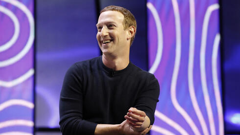 מייסד פייסבוק מארק צוקרברג. האמת? לא מצחיק, צילום: בלומברג