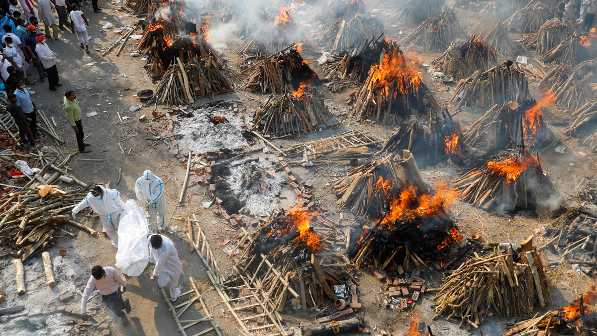 מוסף שבועי 29.4.21 שרפה המונית של גופות נספים מ קורונה השבוע ב דלהי הודו