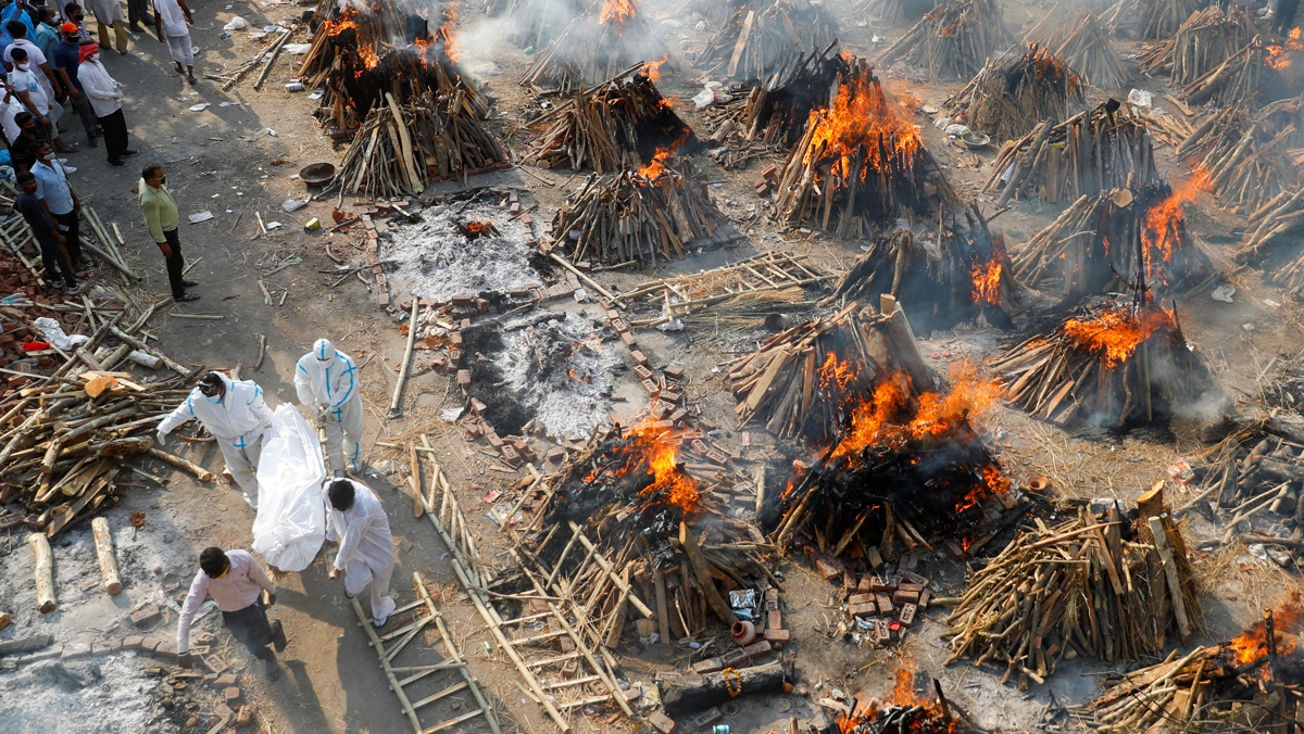 מוסף שבועי 29.4.21 שרפה המונית של גופות נספים מ קורונה השבוע ב דלהי הודו