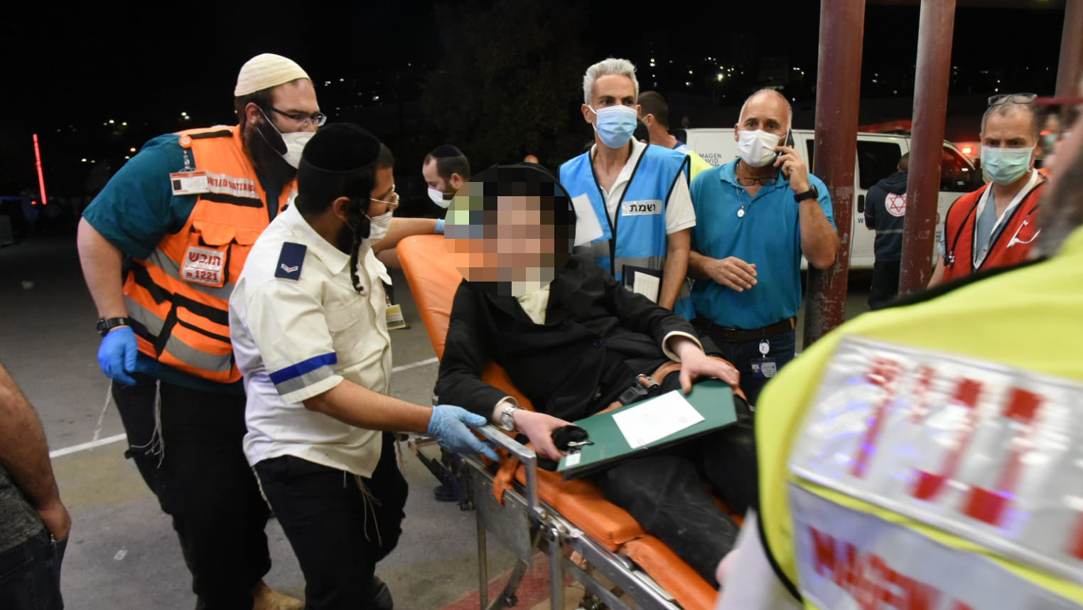 פינוי פצועים בית חולים זיו לאחר נפילה הילולה הר מירון ל"ג בעומר עומס מנחת 