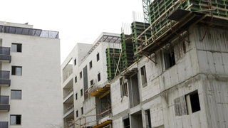 התחדשות עירונית בחולון, צילום: עמית שעל