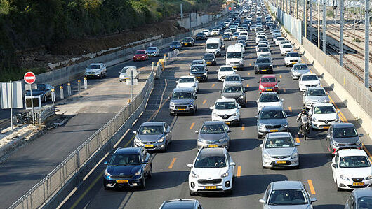 פקקים בכבישי ישראל מכוניות בכבישים