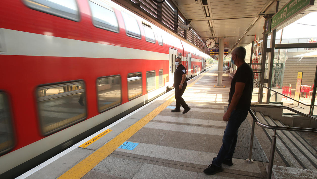 תמריצים על דיוק והגדלת מספר הנוסעים: הסכם בין הרכבת למדינה ב-16 מיליארד שקל