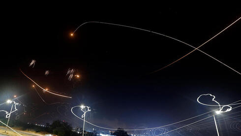 ירוט רקטות אשקלון, AFP