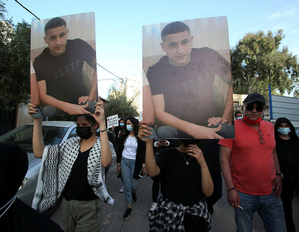 מסע הלוויה של מוחמד עדס בן 15 ב גלגוליה ש נרצח ב עיר אלימות ב מגזר הערבי