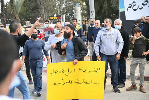 הפגנה בקלוונסוה בעקבות מקרי רצח ואלימות בחברה הערבית, יאיר שגיא