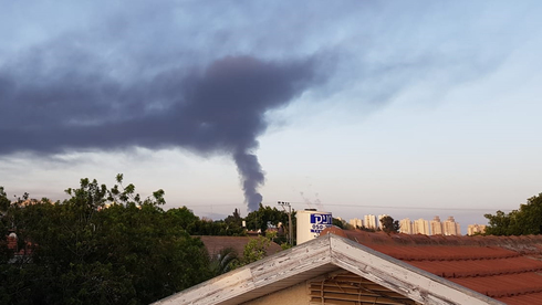 הזיהום כתוצאה מהשריפה, הבוקר, צילום: איגוד ערים לאיכות הסביבה נפת אשקלון