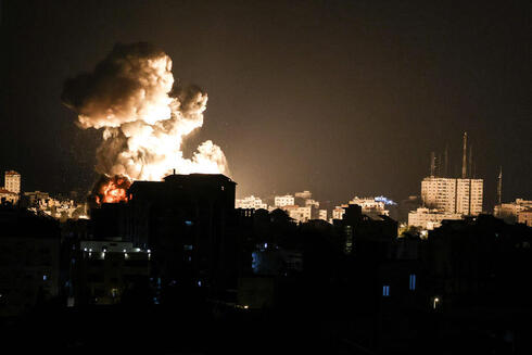 תקיפת חיל האוויר בעזה, הלילה, AFP