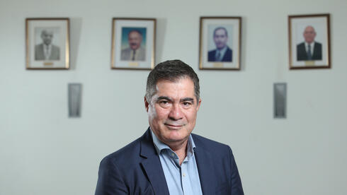 ראול סרוגו נשיא התאחדות הקבלנים בוני ארץ כנס נדל"ן, צילום: אוראל כהן