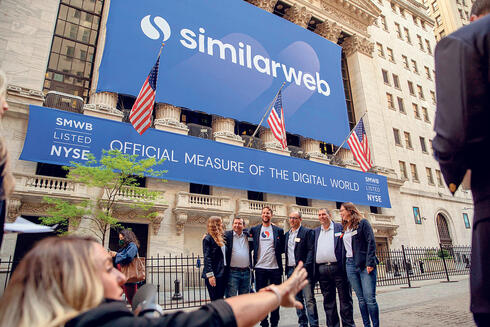 Similarweb. 