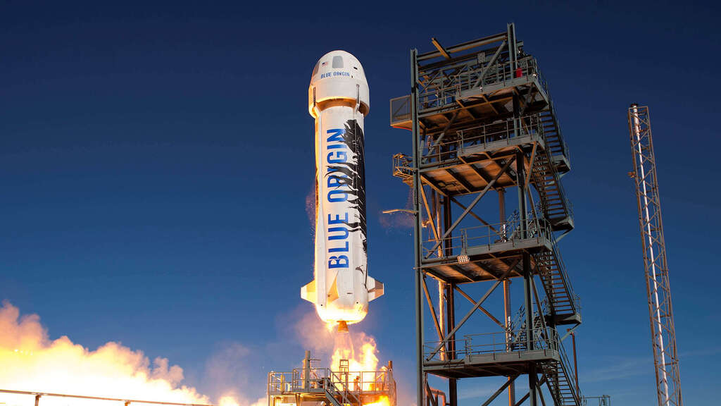 מרחף מעל כולם: ג&#39;ף בזוס יצטרף לשיגור הראשון של בלו אוריג&#39;ין לחלל