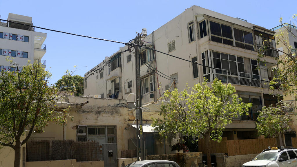 בניין עזרא הסופר 20 בתל אביב