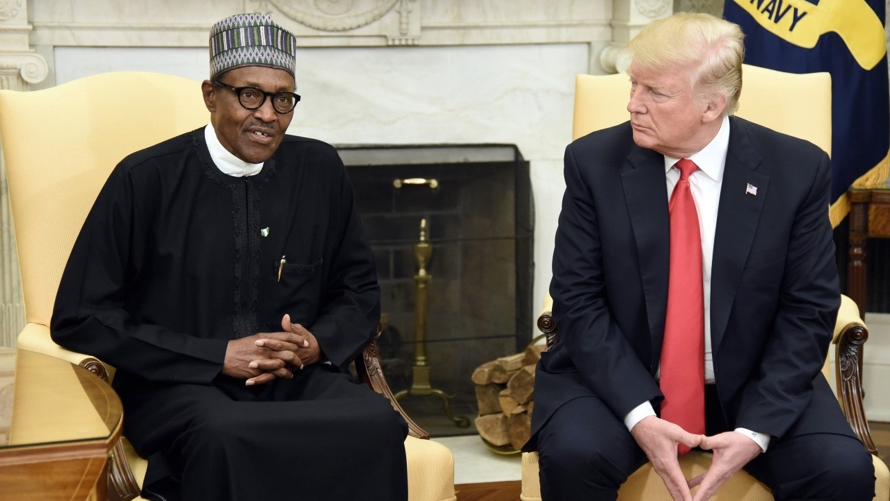 הנשיא לשעבר טראמפ ו נשיא ניגריה מוחמדו בוהארי