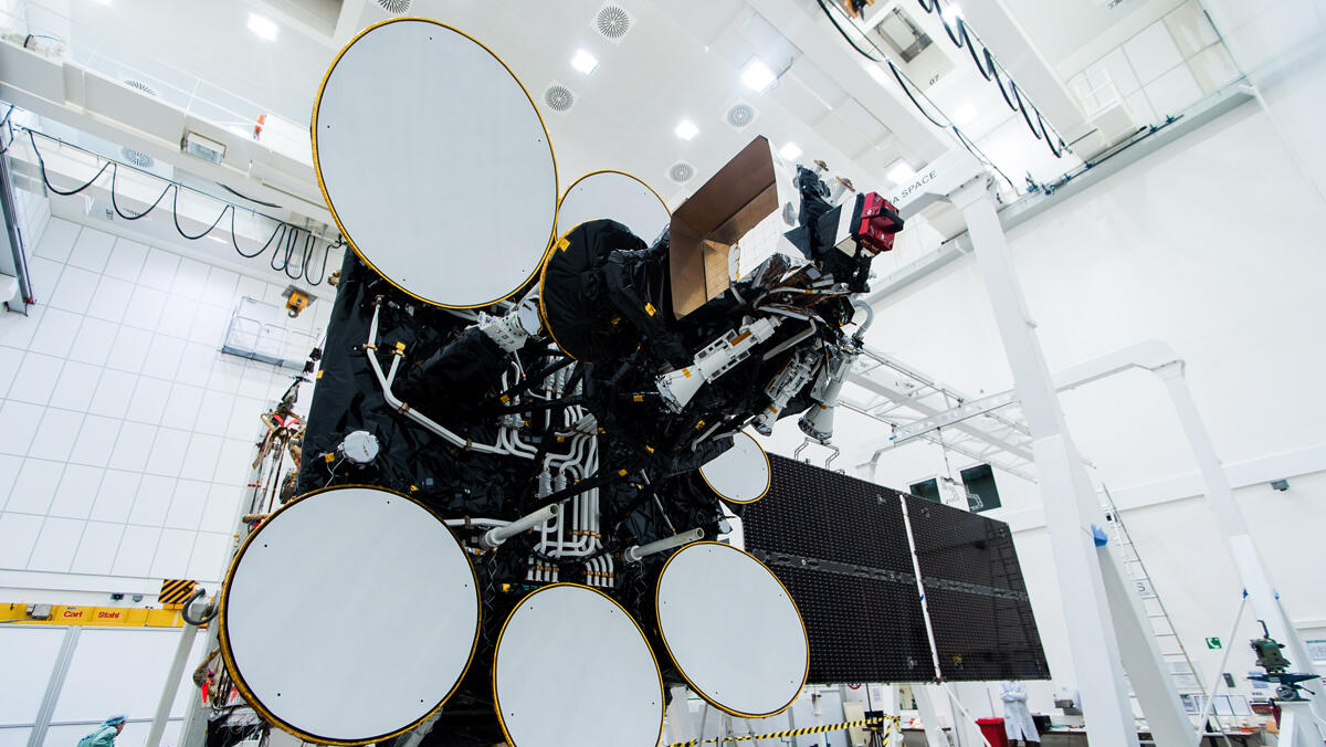 לוויין עמוס 4 חלל תקשורת לווין לויין