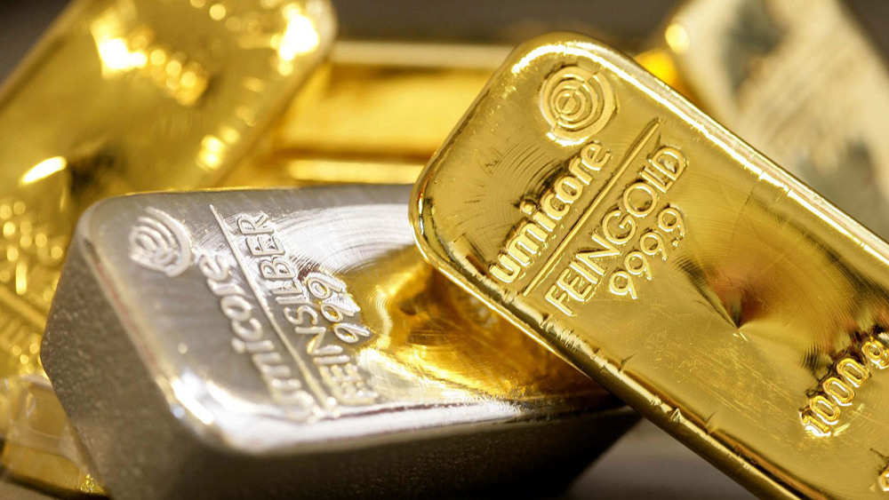 הזהב צנח ב-3.6% לרמה הקרובה לשפל של 3 שנים