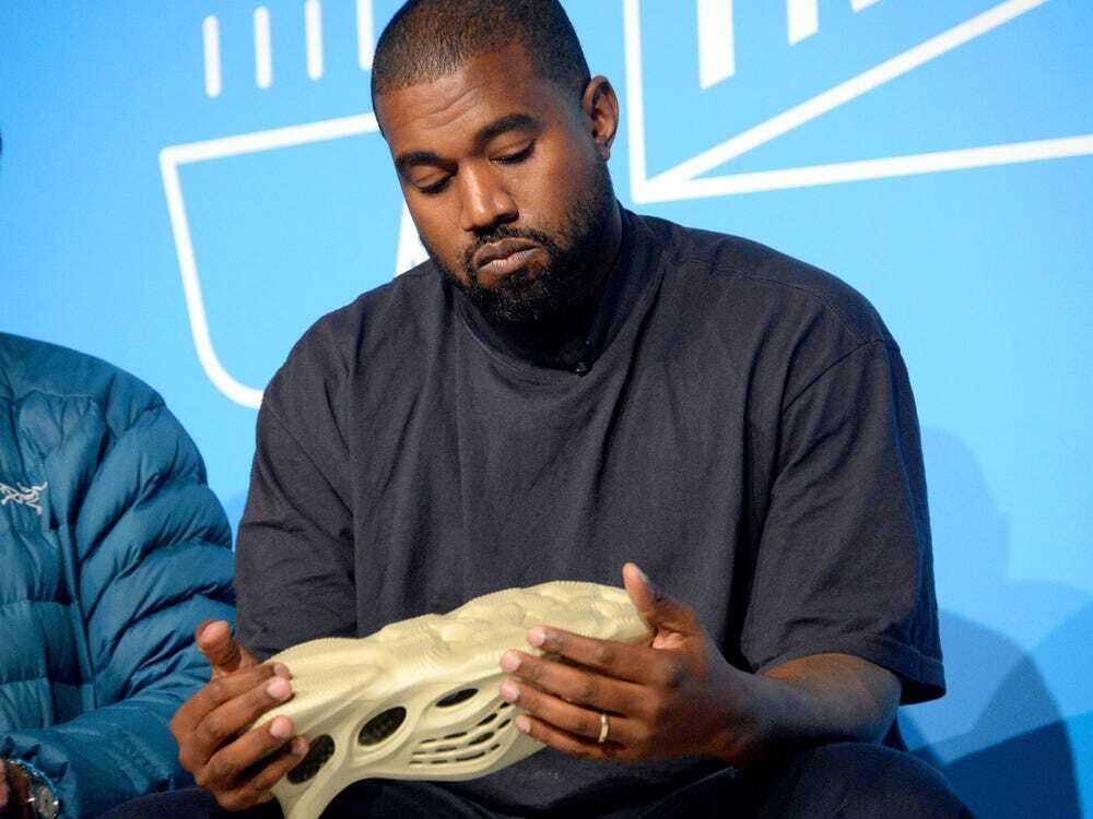 קניה ווסט נעלי Yeezy