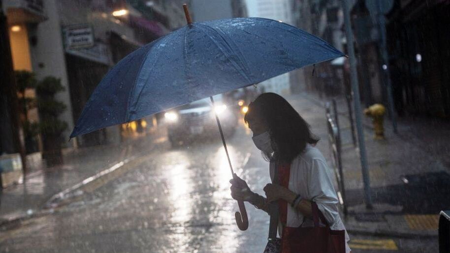 סערה גשם שחור הונג קונג