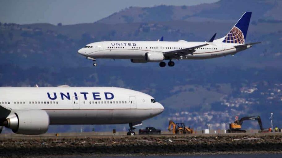 מטוסים של יונייטד איירליינס (צילום: גטי ) חברת תעופה יונייטד איירליינס בואינג 737 נמל תעופה סן פרנסיסקו