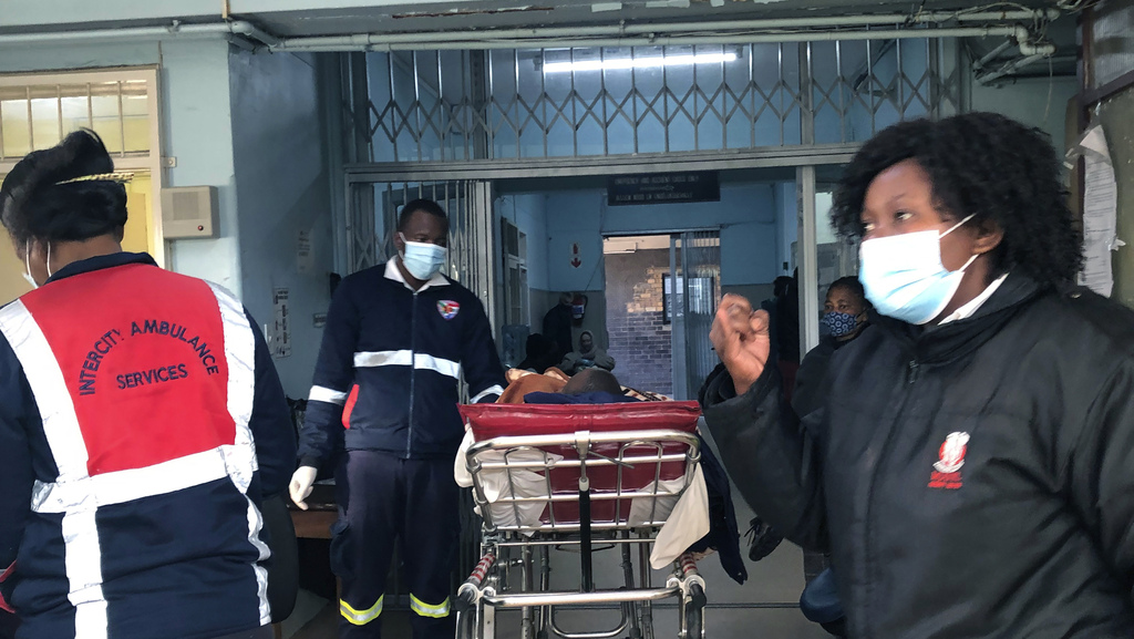 וריאנט דלתא משתולל בדרום אפריקה, עומס קיצוני בבתי החולים