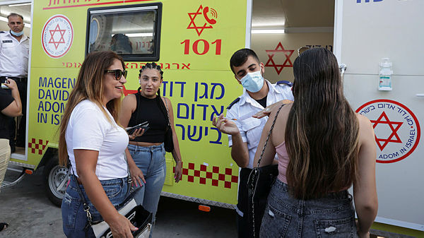 מתחם חיסון פופ-אפ ב תל אביב קורונה