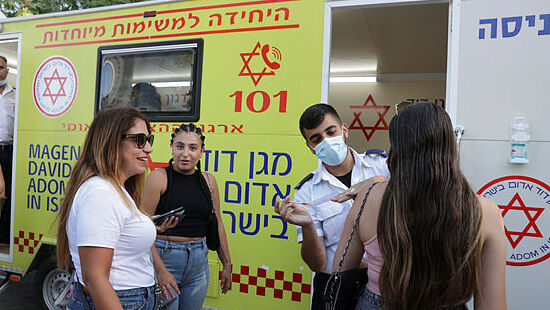 מתחם חיסון פופ-אפ ב תל אביב קורונה