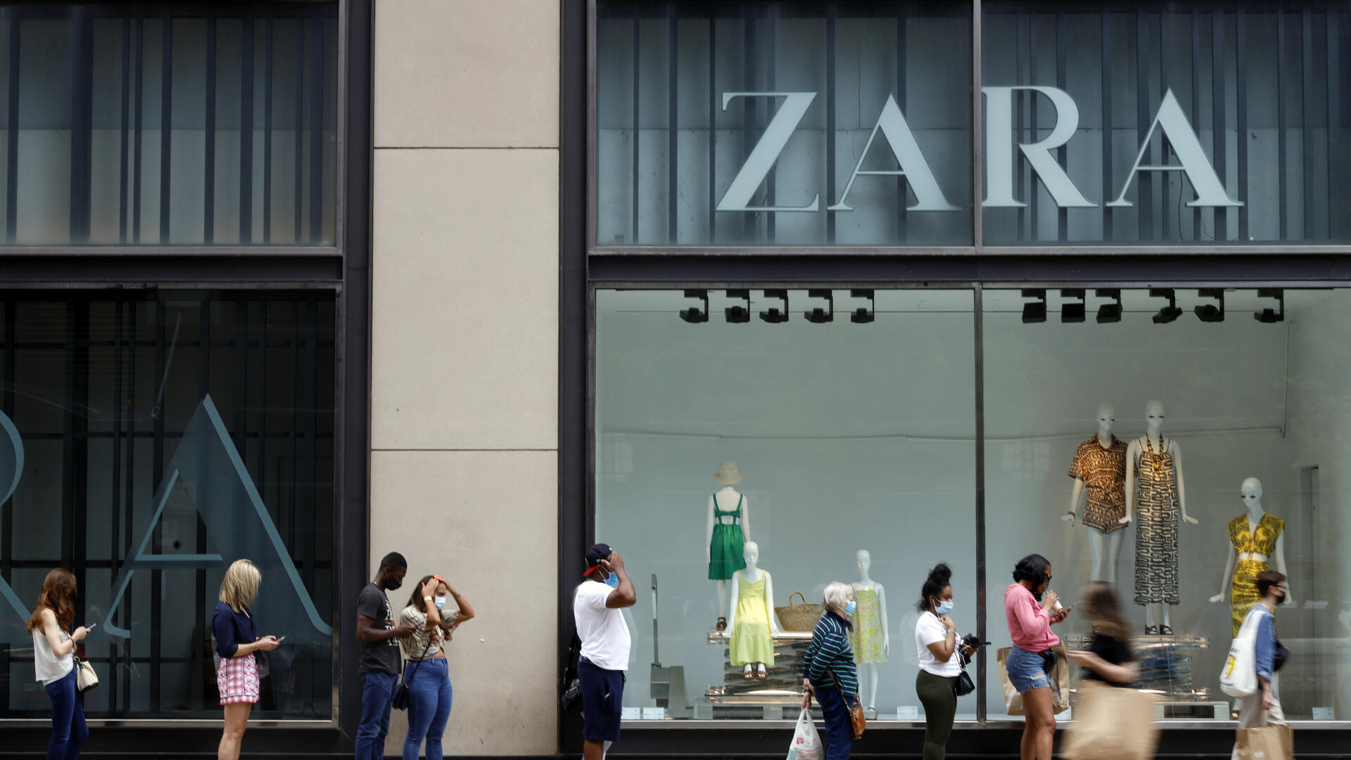 חנות זארה שיקגו אופנה 