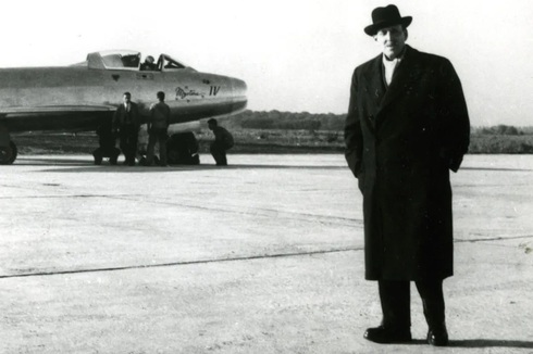 מרסל דאסו. אם לדייק, על יהדותו ויתר ב-1950, ודאסו לא היה שמו המקורי. אבל זה כבר נושא לטור אחר, dassault aviation