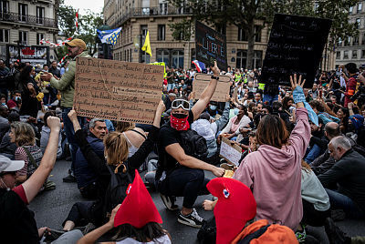 הפגנות בפריז נגד ההגבלות ללא מחוסנים , צילום: גטי
