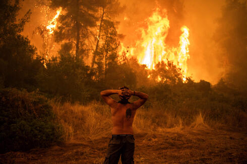 שרפה ביוון בגלל משבר האקלים, צילום: AFP