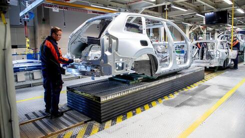 בעקבות איום המכסים: וולוו מעבירה את ייצור המכוניות החשמליות מסין לבלגיה