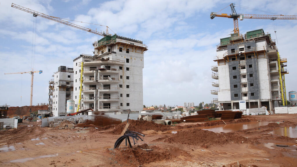 פרויקט מחיר למשתכן בבנייה בראשון לציון. מהערים שיידחקו החוצה מהתוכנית (צילום: ענר גרין) שכונת הרקפות פרוייקט מחיר למשתכן ראשון לציון