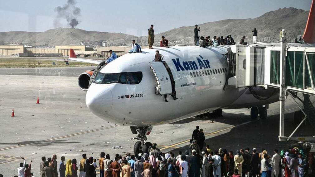 פוטו אפגניסטן טאליבן שדה תעופה מטוס