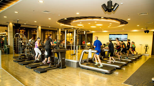 צילום: שי כהן התרחבות הולמס פלייס בפריפרייה קיצצה לרשת את שורת הרווח