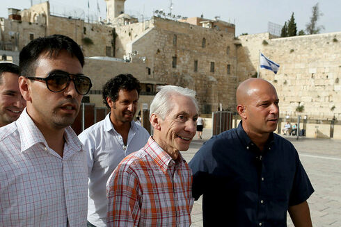 ווטס במהלך ביקורו בישראל ב-2014, צילום: עמית שאבי