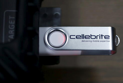 Cellebrite. 